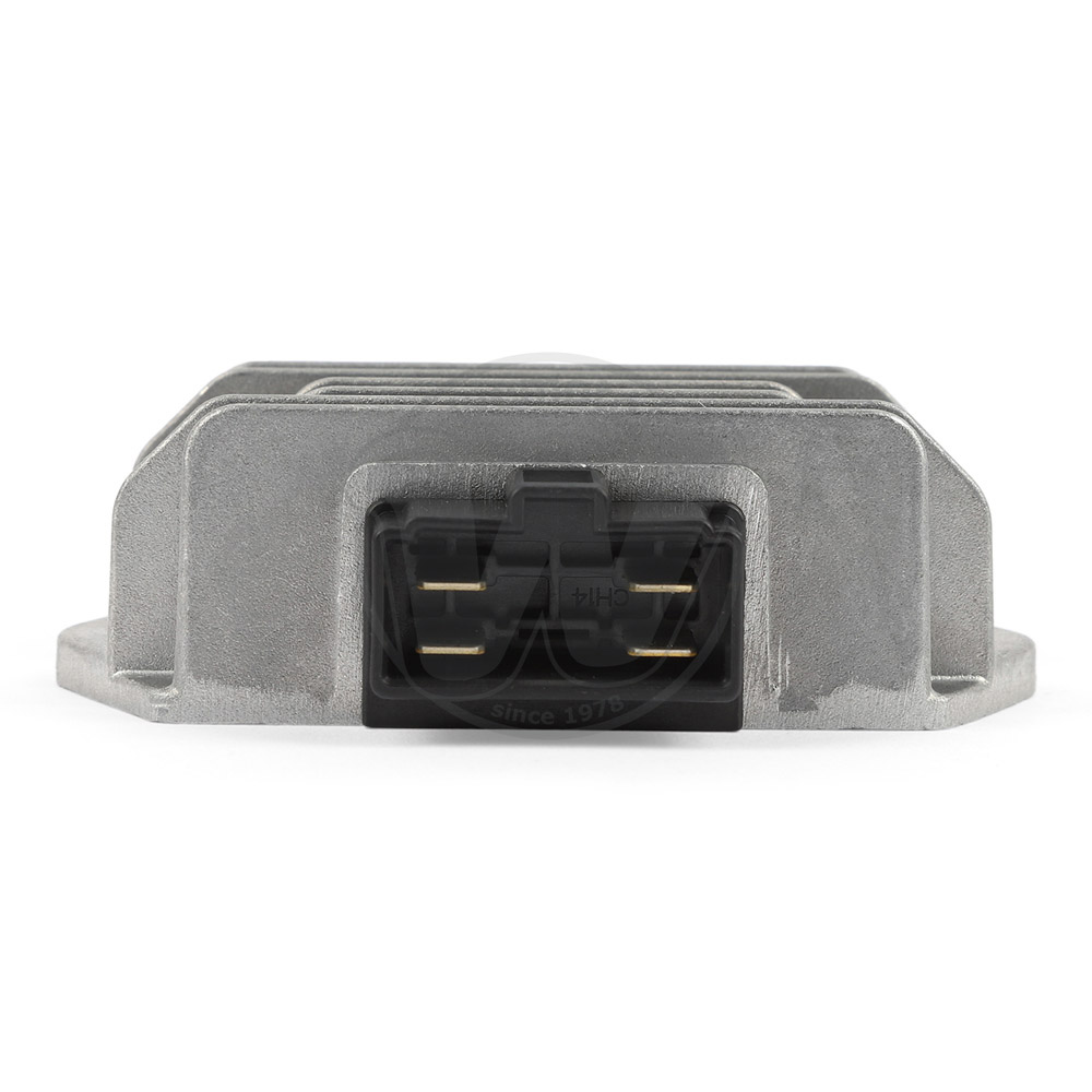 0VK6522_zzlv7916 three.jpg